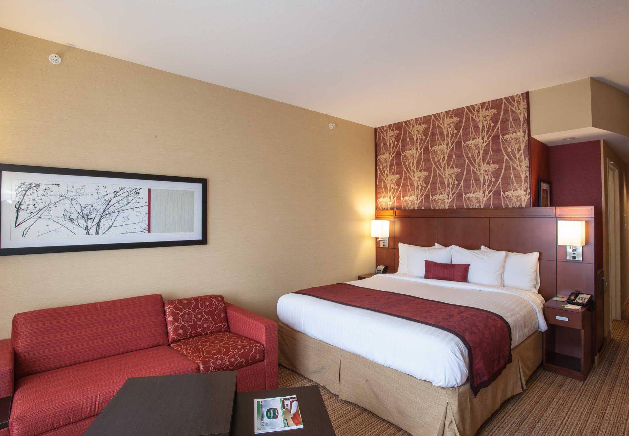 מלון Courtyard By Marriott יורק מראה חיצוני תמונה
