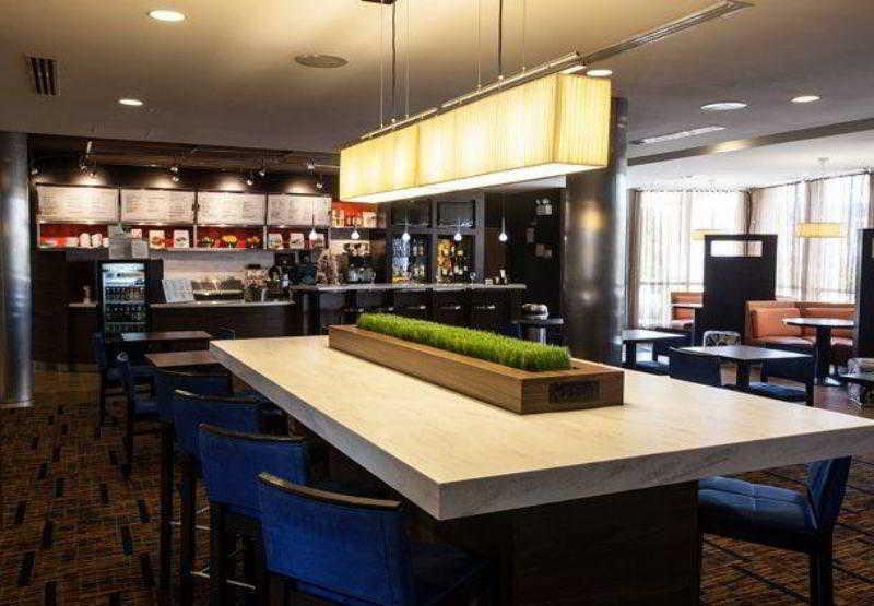 מלון Courtyard By Marriott יורק מראה חיצוני תמונה