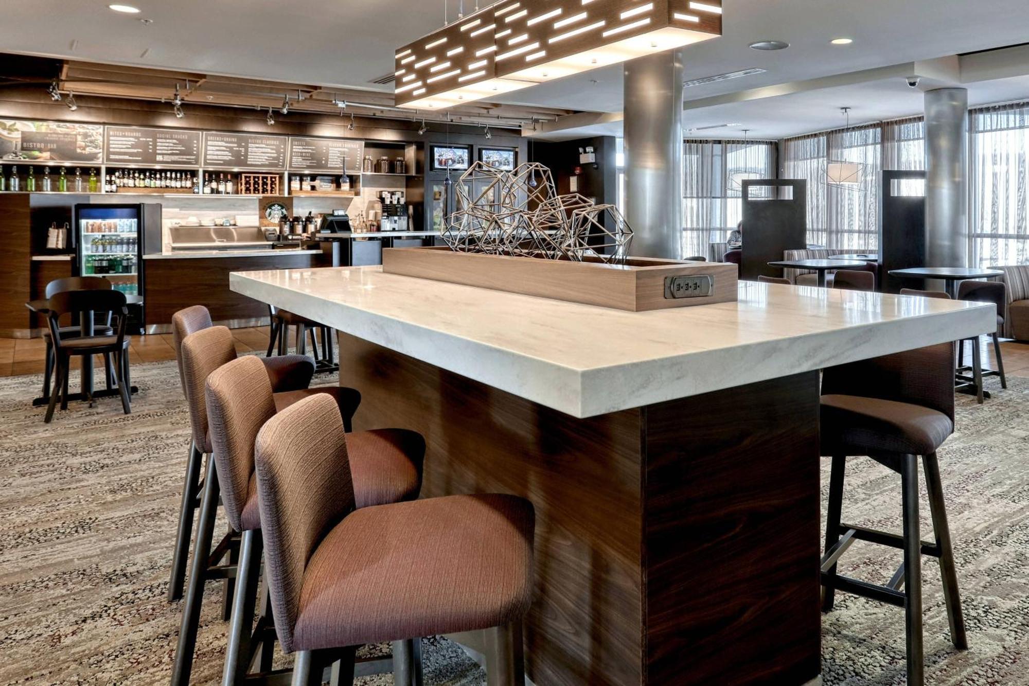 מלון Courtyard By Marriott יורק מראה חיצוני תמונה