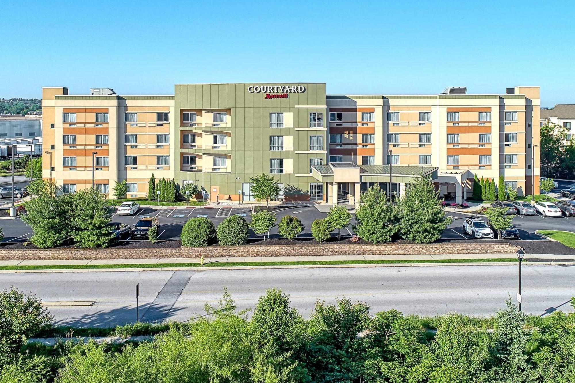 מלון Courtyard By Marriott יורק מראה חיצוני תמונה