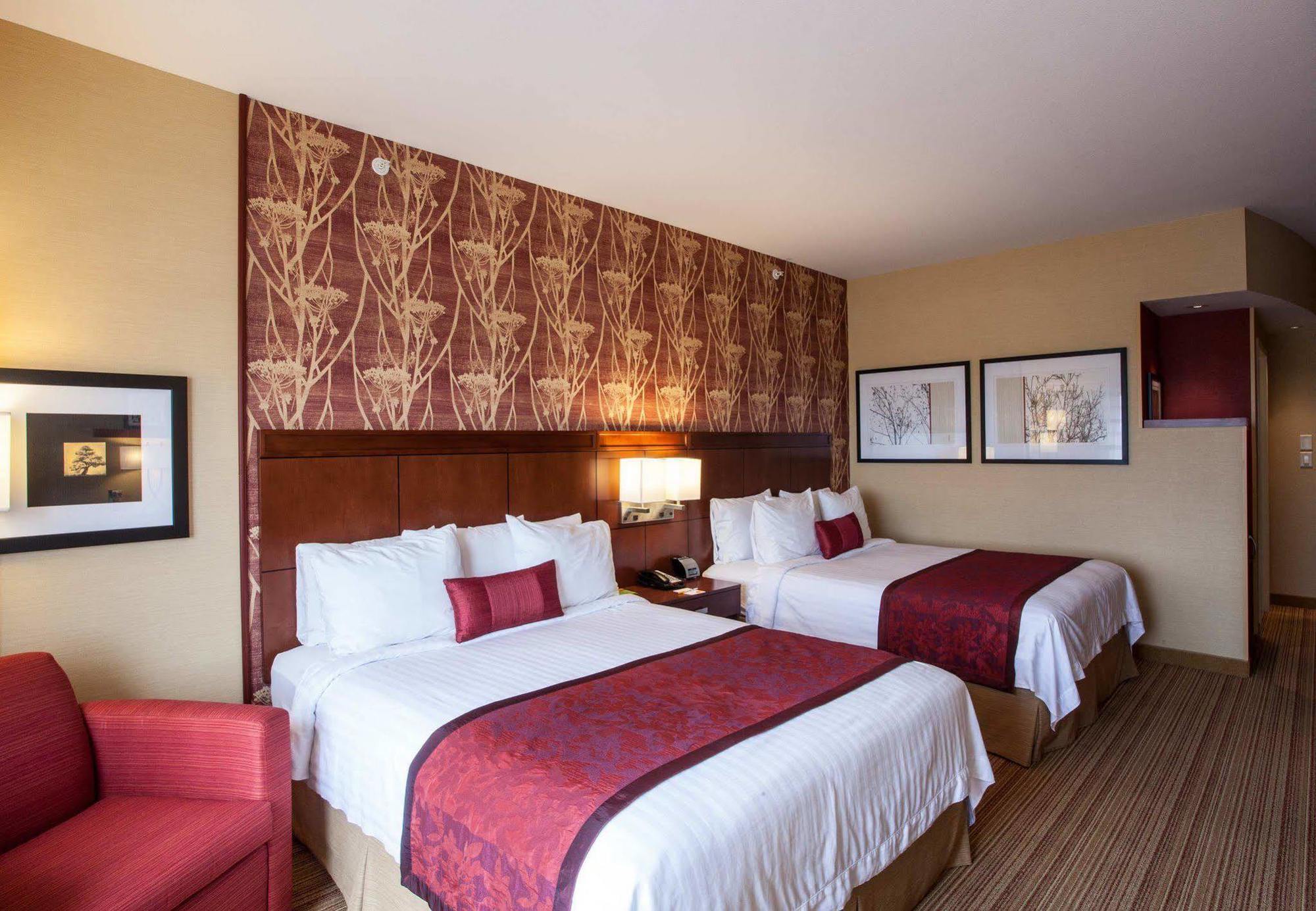 מלון Courtyard By Marriott יורק מראה חיצוני תמונה