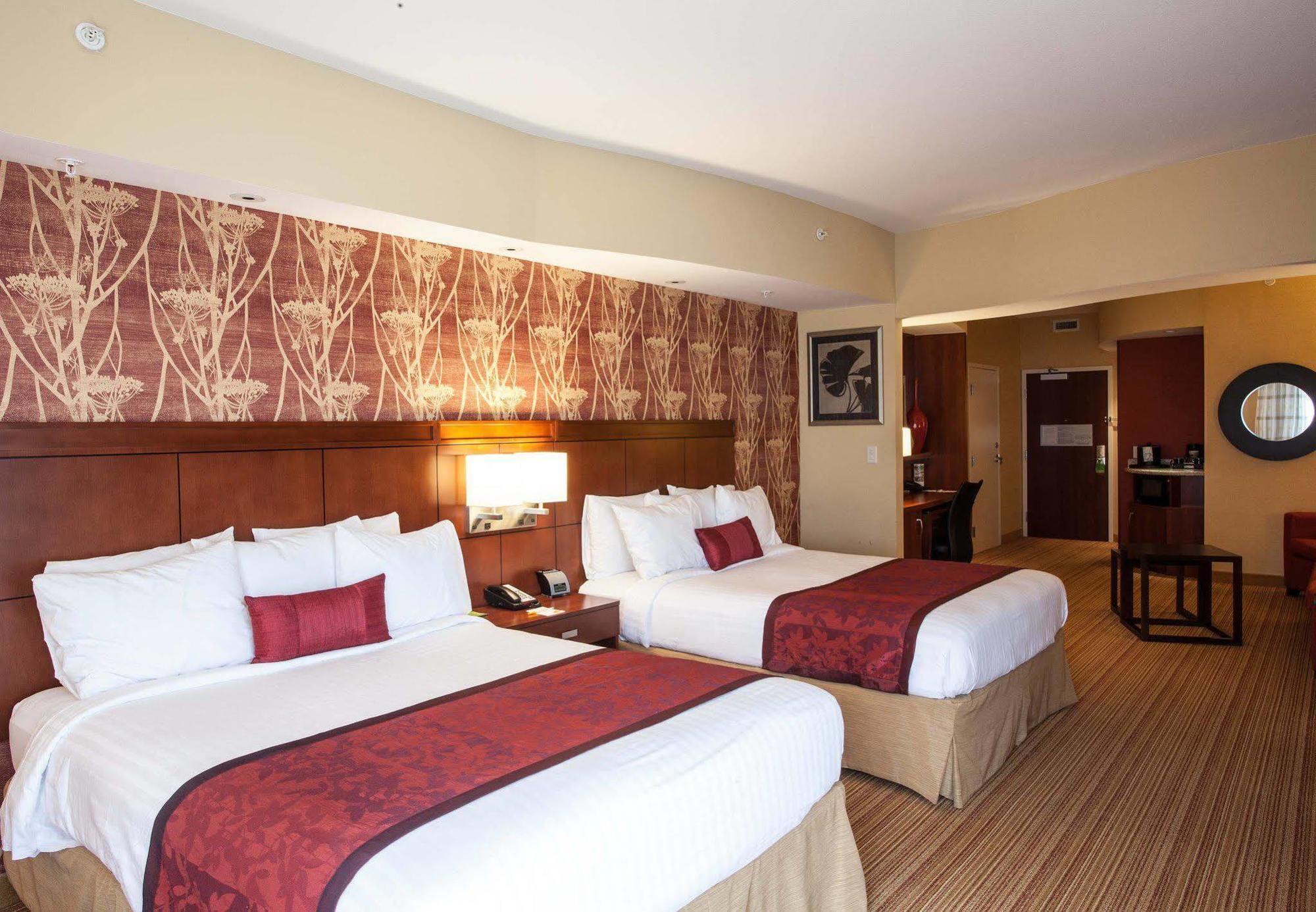 מלון Courtyard By Marriott יורק מראה חיצוני תמונה
